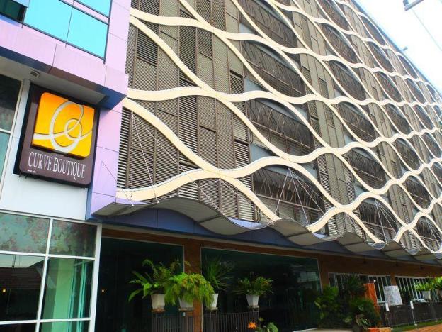 curve boutique hotel