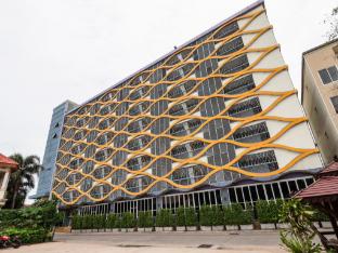 Curve Boutique Hotel,Pattaya>>Chonburi,3 star