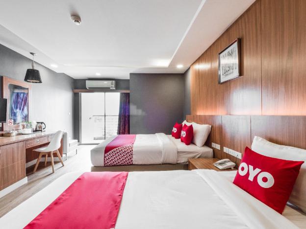 curve boutique hotel