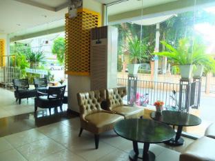 curve boutique hotel
