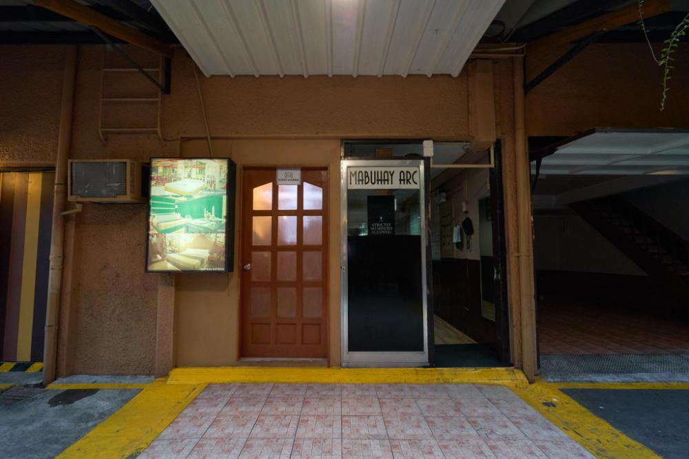 victoria court las pinas