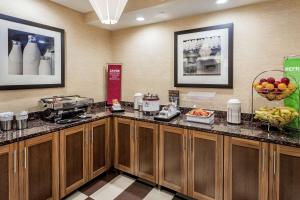 hampton inn milwaukee airport
