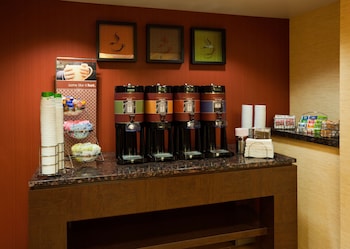 hampton inn milwaukee airport