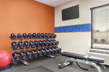 hampton inn paris
