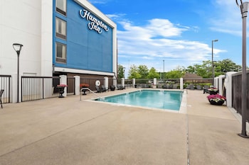 hampton inn pennsville