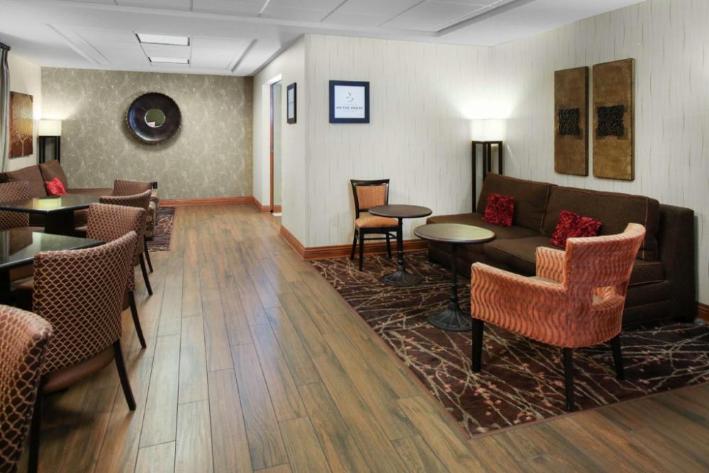 hampton inn portage
