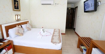 hotel kan kaw
