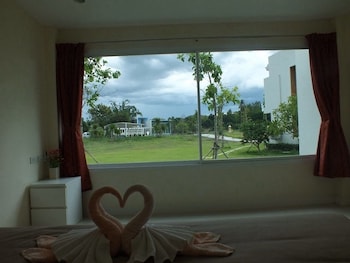 worawee resort and spa