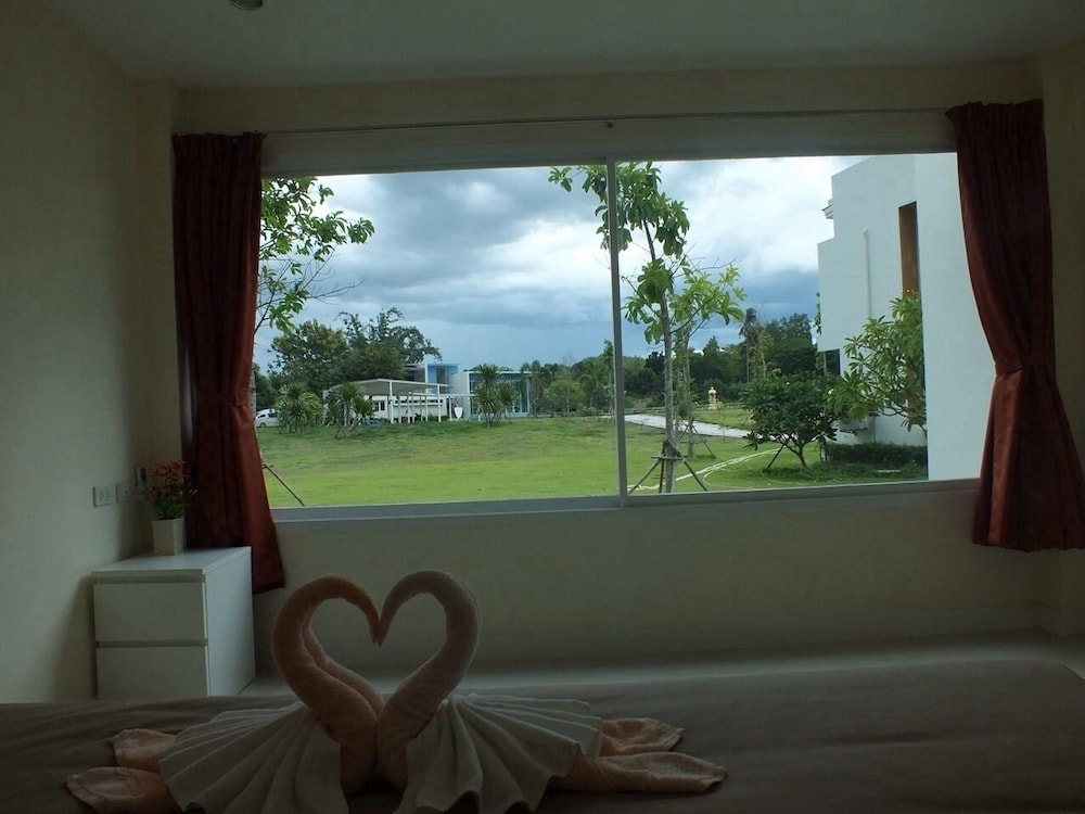 worawee resort and spa