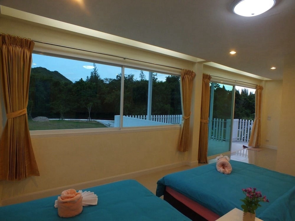 worawee resort and spa