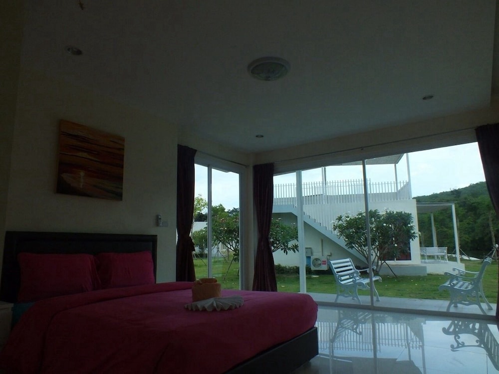 worawee resort and spa