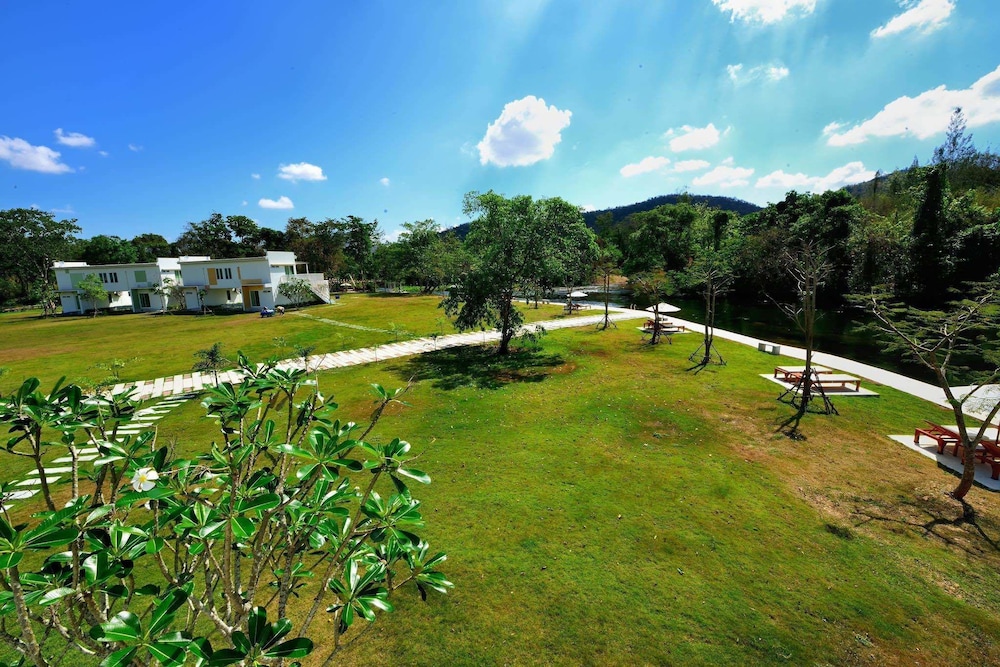 worawee resort and spa