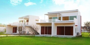 worawee resort and spa