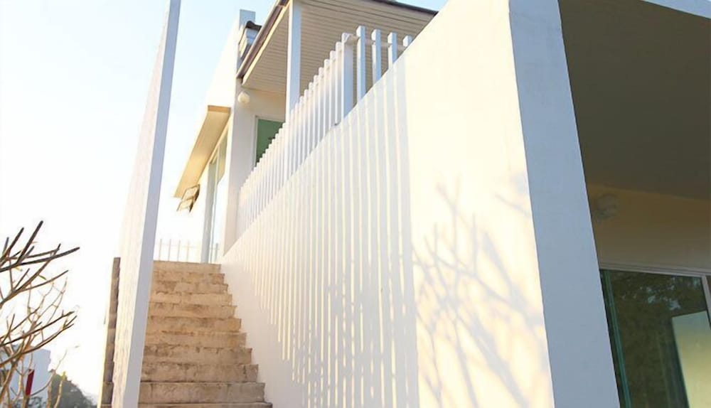 worawee resort and spa