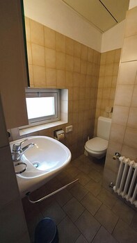 youth hostel locarno