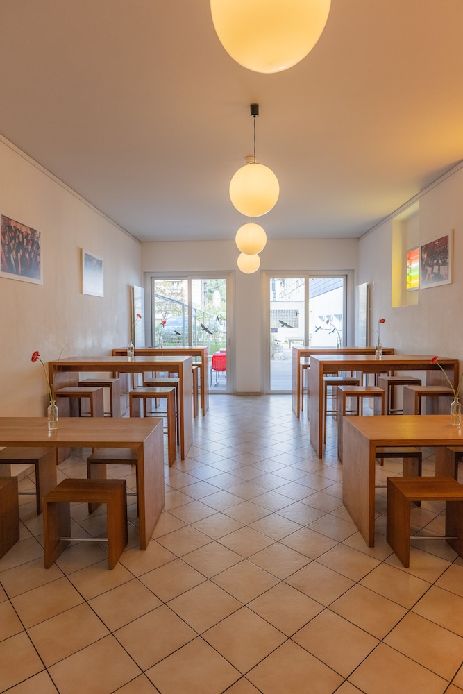 youth hostel locarno