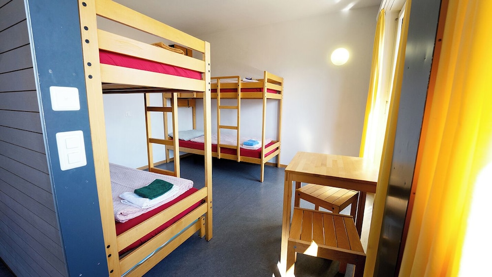 youth hostel locarno