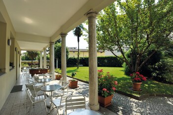 youth hostel locarno