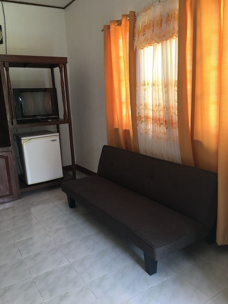 new eves kiosk dive resort