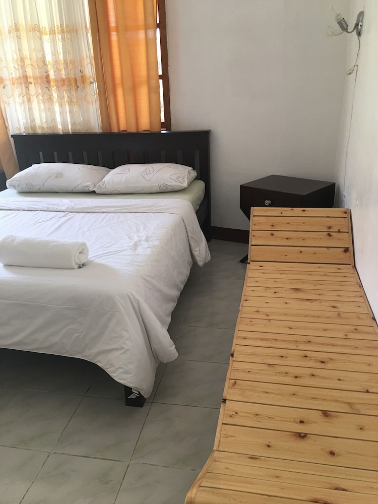 new eves kiosk dive resort
