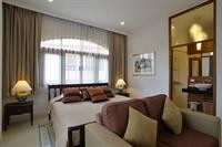 the golden wells residence