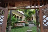 the golden wells residence