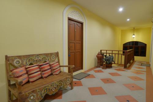 the golden wells residence