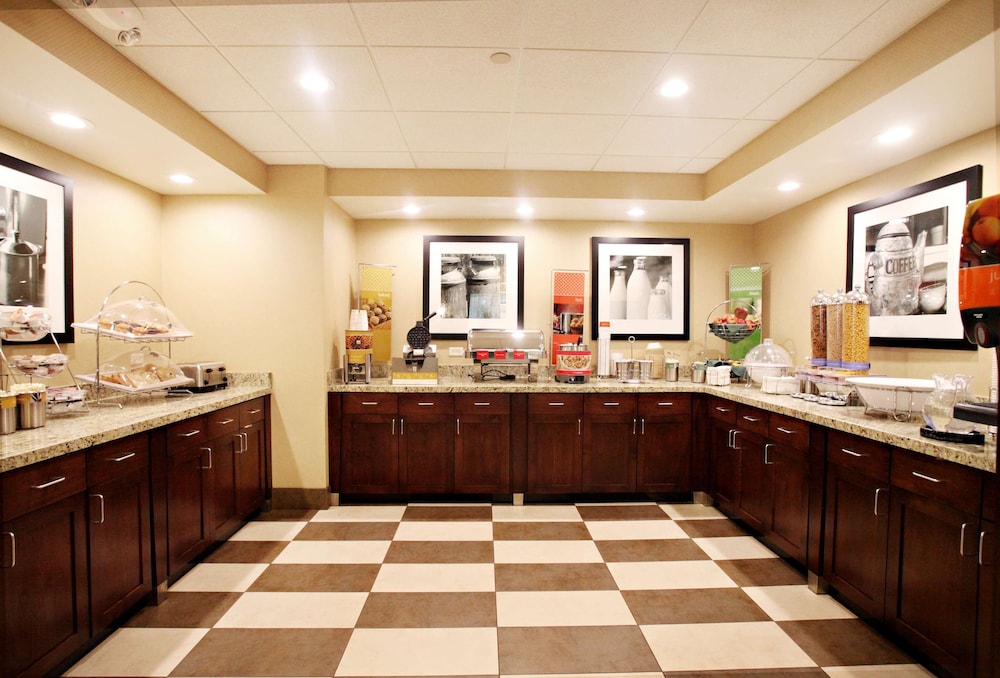 hampton inn salt lake city north