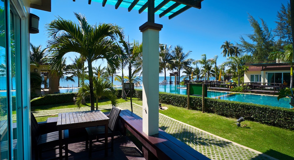 chaolao cabana resort