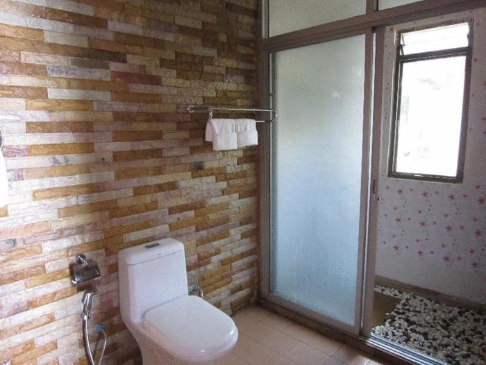 lanta paradise beach resort