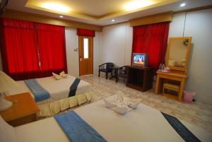 lanta paradise beach resort