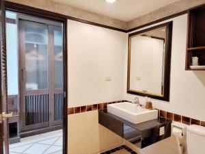 lanta mermaid boutique house