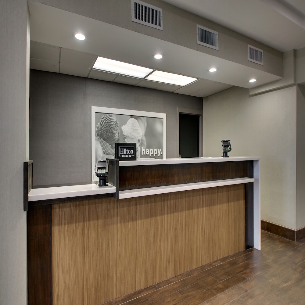 hampton inn shreveport airport