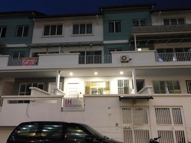 Island Hostel Bayan Lepas Airport,Gelugor>>Bayan Lepas,2 star