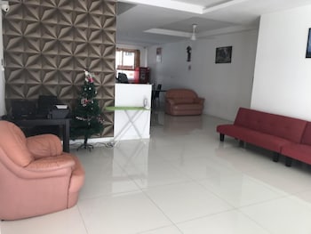 island hostel bayan lepas airport