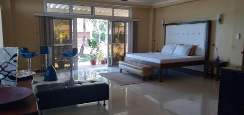 happy ripples beach resort