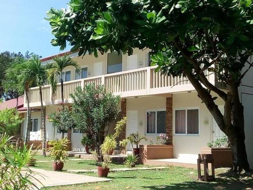 happy ripples beach resort