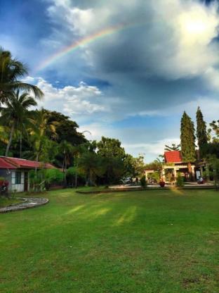 happy ripples beach resort