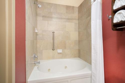 hampton inn siloam springs