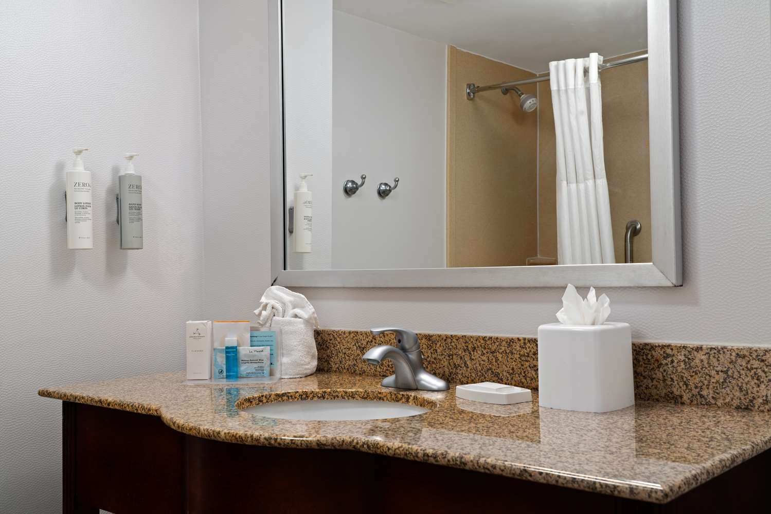 hampton inn south kingstown newport area
