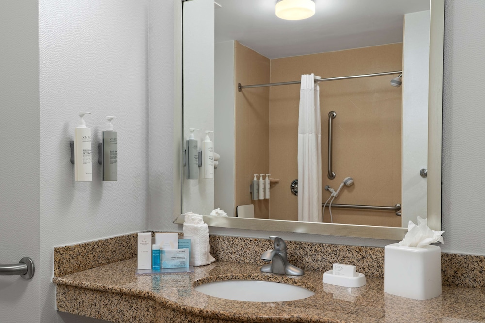 hampton inn south kingstown newport area