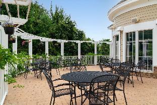 hampton inn south kingstown newport area