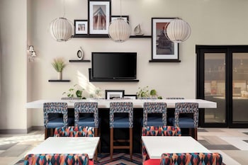 Hampton Inn Stafford/Quantico & Conference Center,District Of Columbia>>Aquia Harbour,3 star