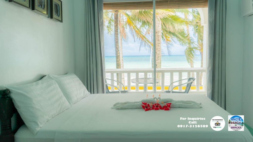 white beach de boracay