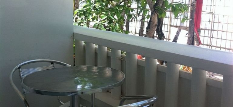 white beach de boracay