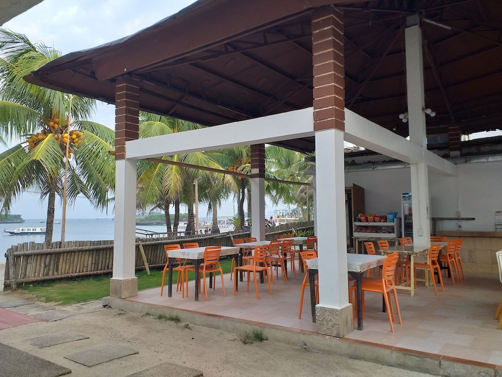 feliness resort boracay