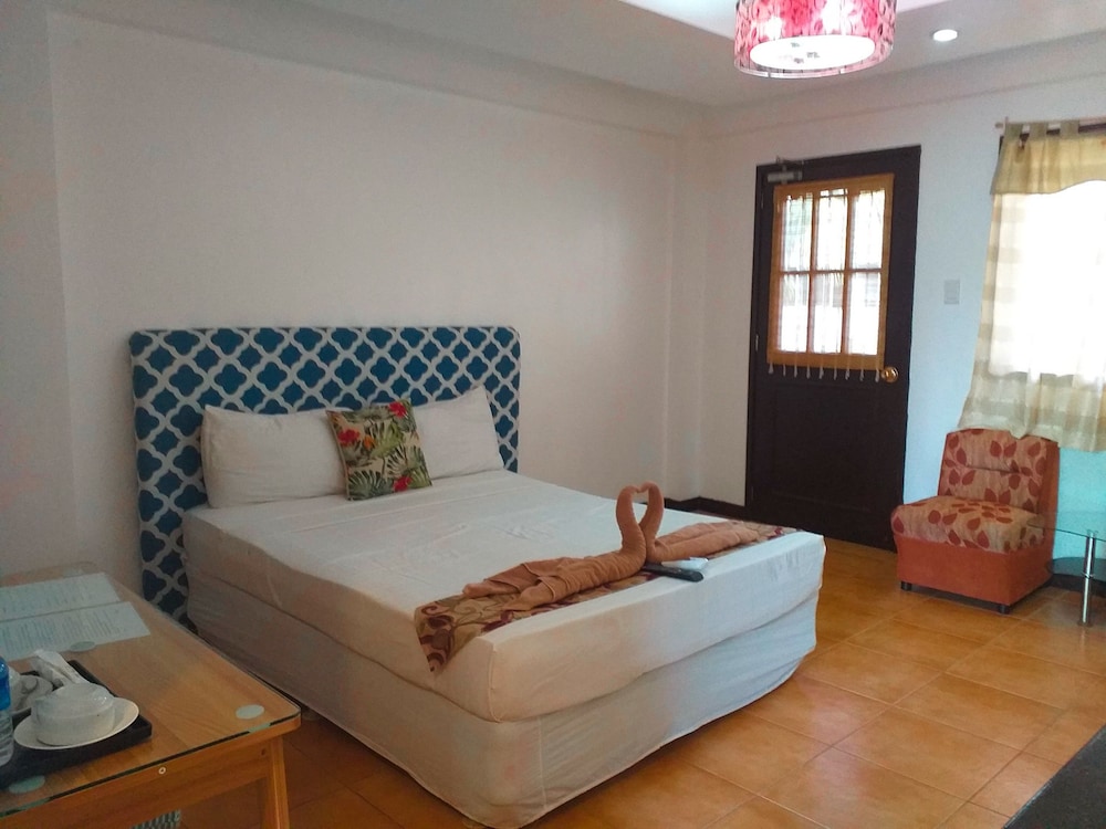 feliness resort boracay