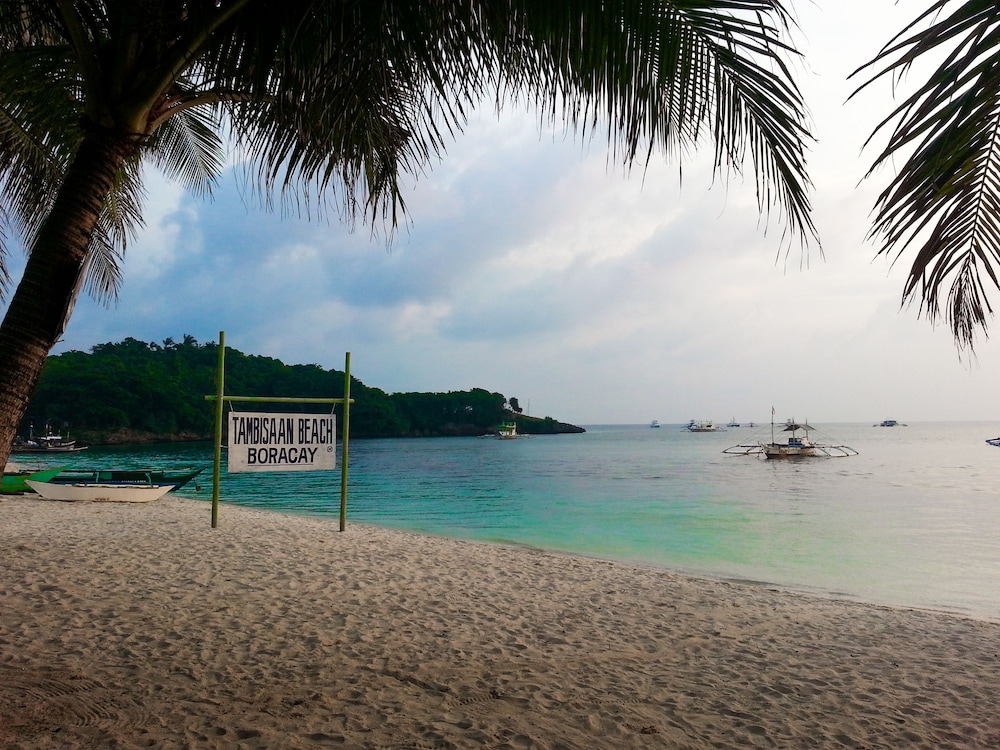 feliness resort boracay
