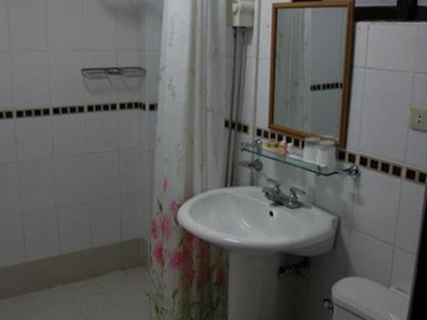 feliness resort boracay