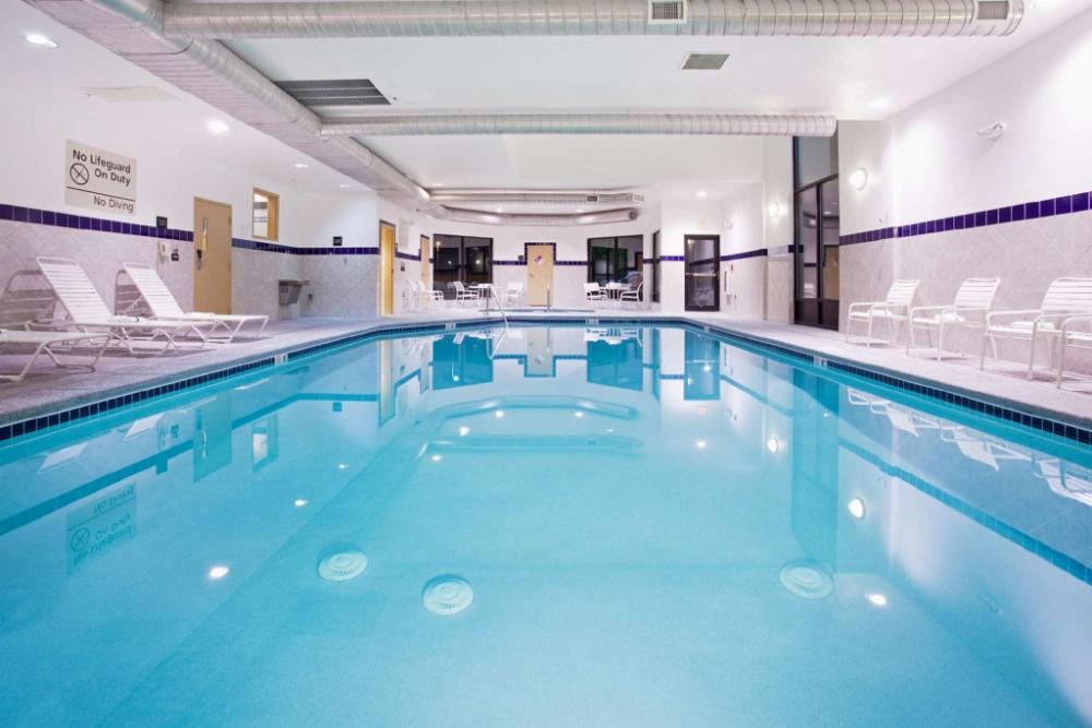 hampton inn and suites parker